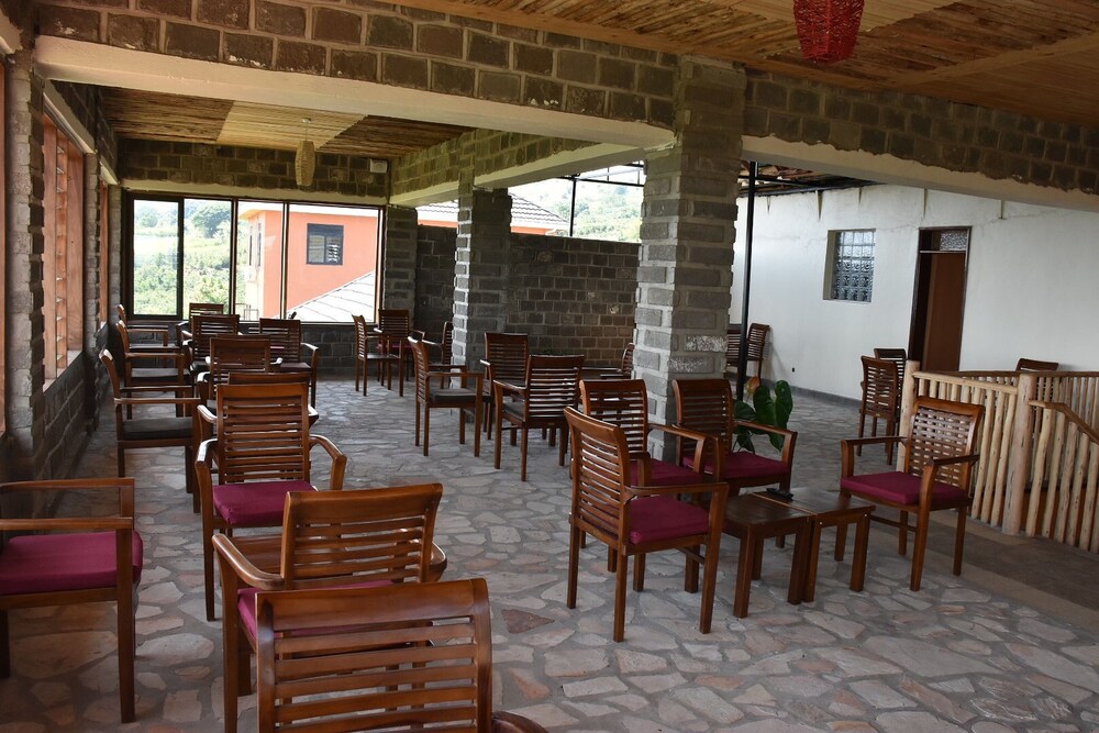 Kyangabi Crater Resort — Rubirizi — photo 2