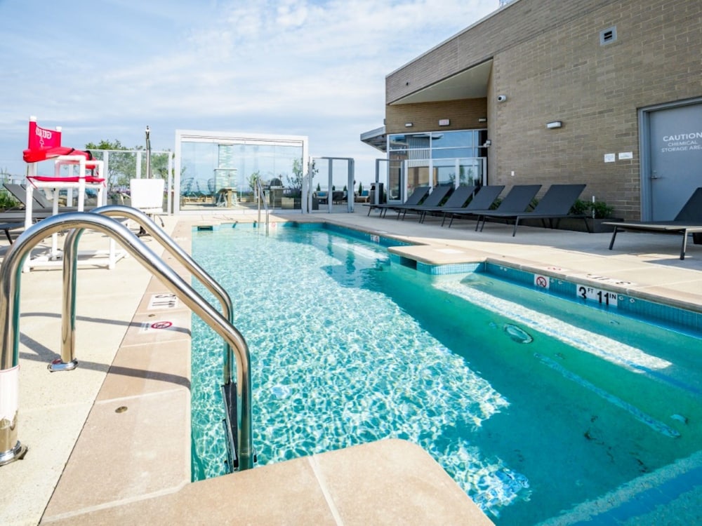 Bluebird Suites near Chevy Chase - photo 12