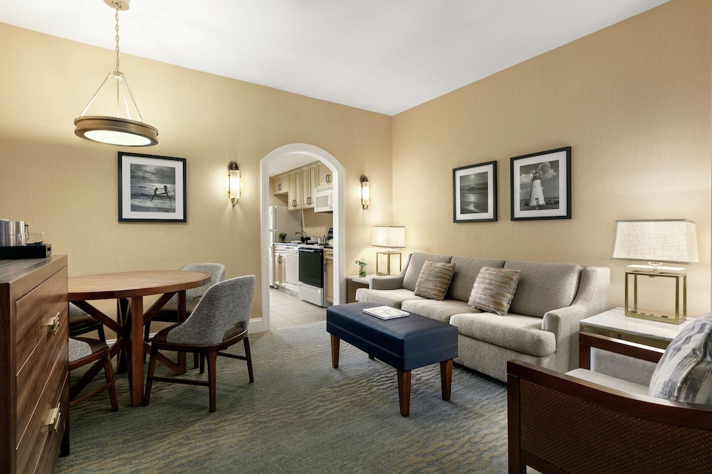 Hilton Ocean City Oceanfront Suites - photo 16