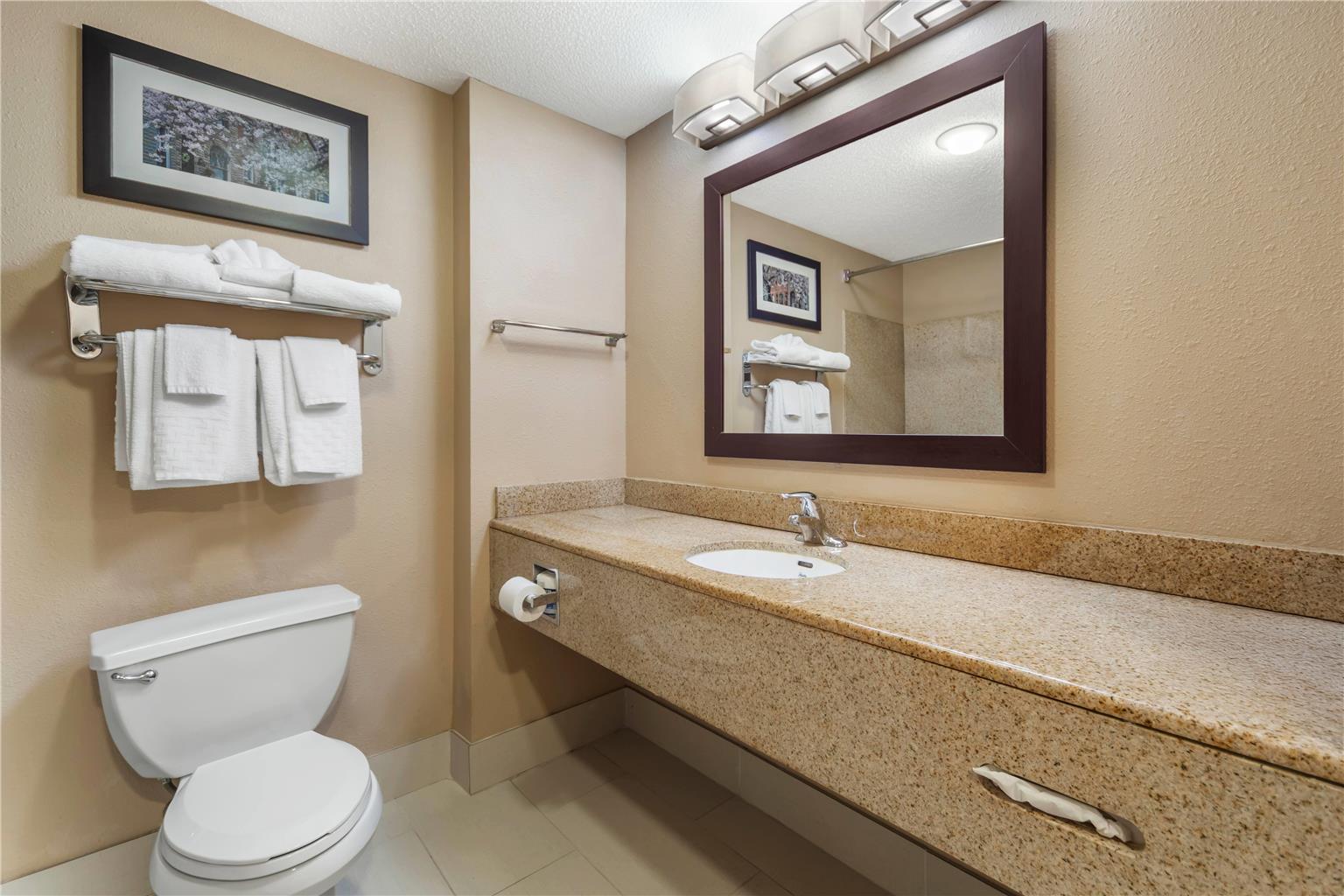 Wingate by Wyndham North East - photo 16