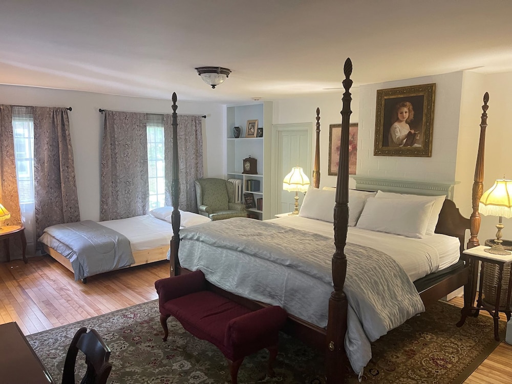 Arlington Inn - photo 16