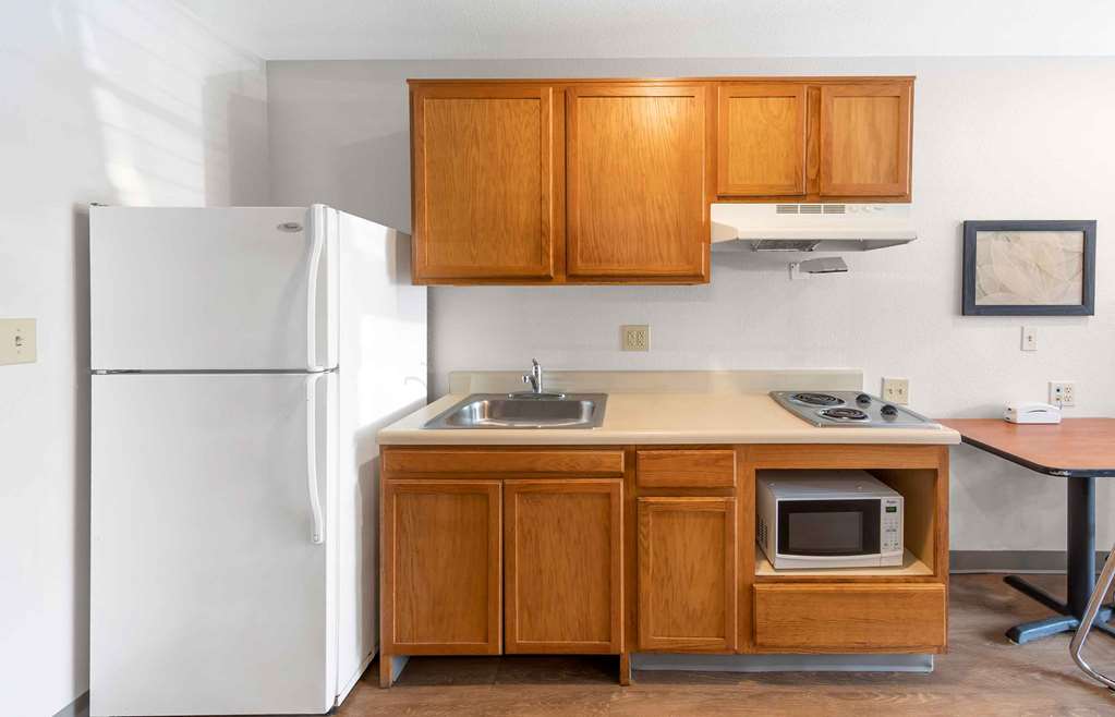 Extended Stay America Select Suites Beaumont - photo 13