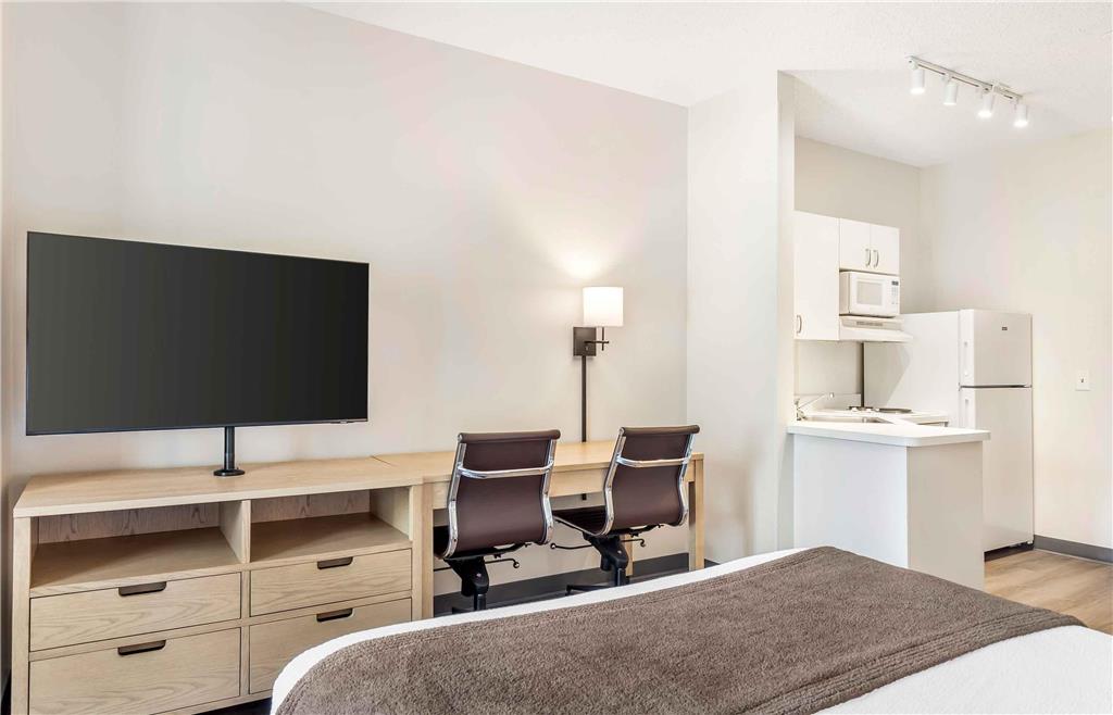 Extended Stay America Suites Long Island Melville - photo 10