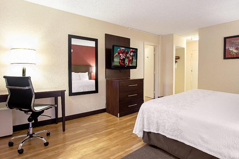 Red Roof Inn Wichita East - photo 47