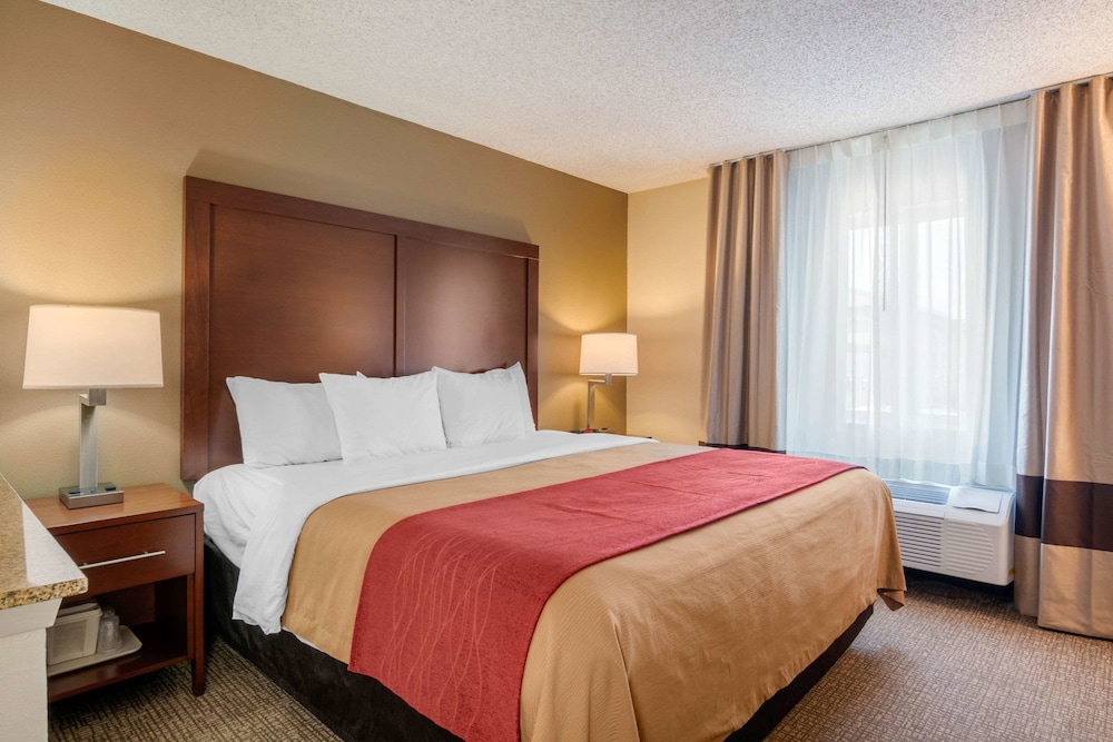 Comfort Inn Medford North - photo 27