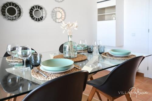 Villa Patricia — 4-Star Luxury Hotel in Corralejo, Spain