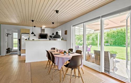 Pet Friendly Home In Farsø With Kitchen — Farso — photo 4