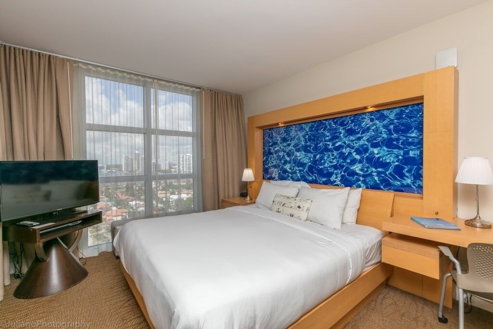2 Br Luxury Suite In Marenas Beach Resort 2 Bedroom Condo by RedAwning - photo 2