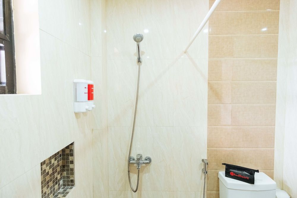 RedDoorz Premium @ Outlook Drive in Baguio, Philippines