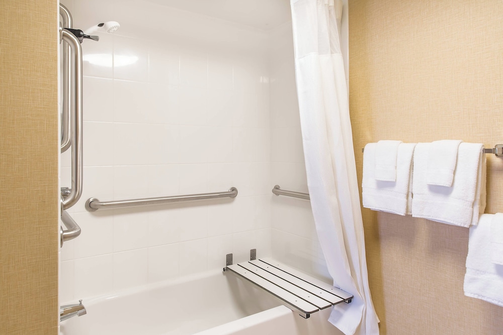 Residence Inn Lexington Keeneland Airport - photo 23