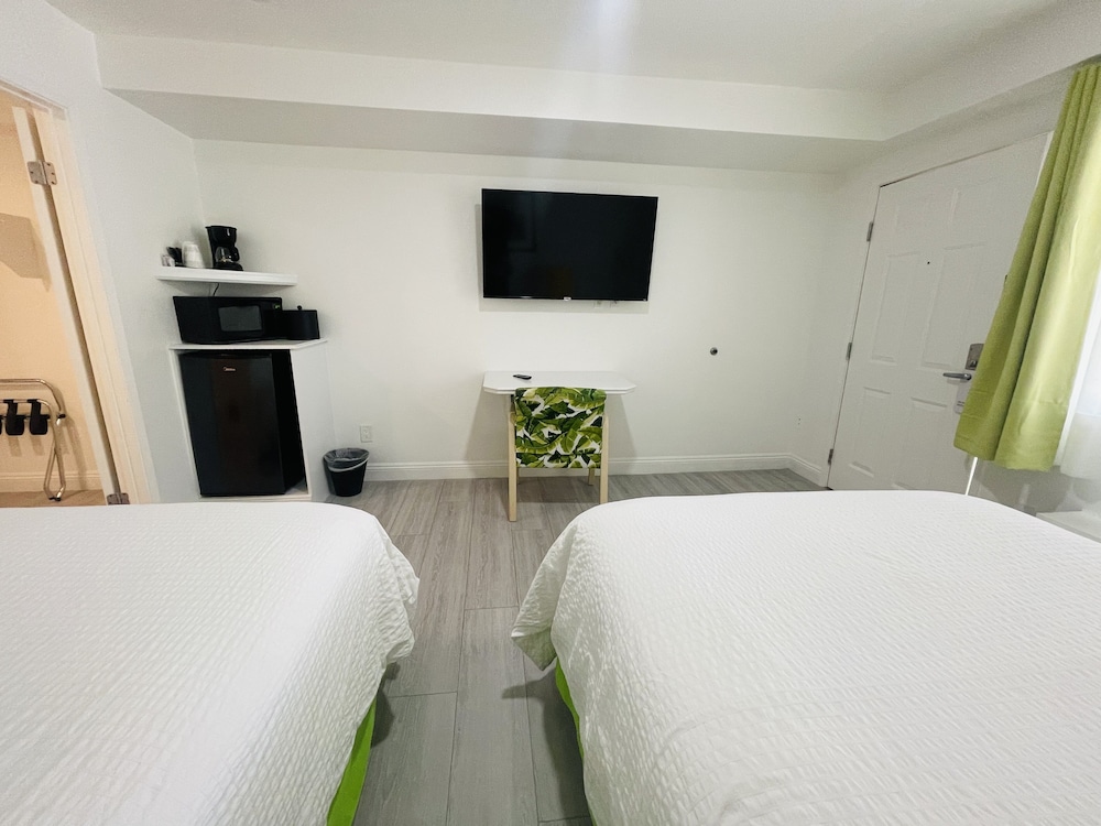 Loma Linda Inn - photo 19