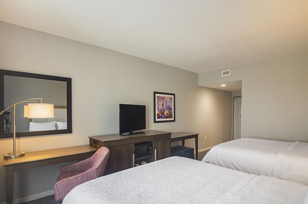 Hampton Inn & Suites Dallas Richardson - photo 7