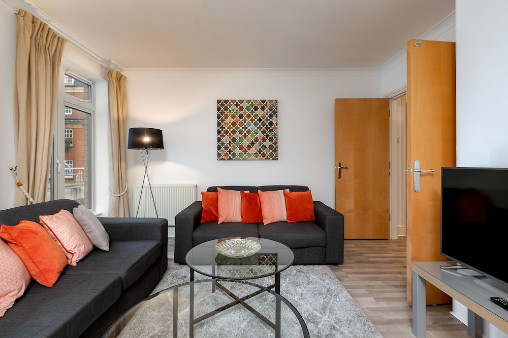 Theatreland Walk — 4-Star Luxury Hotel in London, United Kingdom