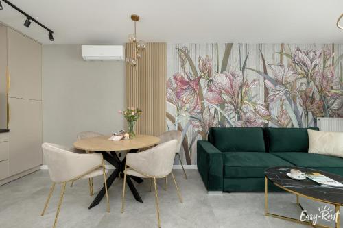 Porta Maria z basenem Easy Rent Apartments — 4-Star Luxury Hotel in Dziwnow, Poland