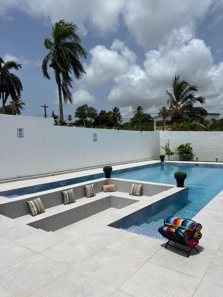 The Jhonsons House — 4-Star Luxury Hotel in Samana, Dominican Republic