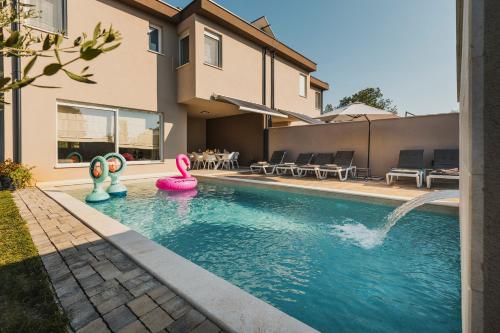 Villa Jadranka — 4-Star Luxury Hotel in Marcana, Croatia