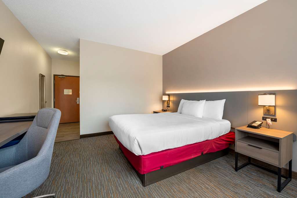 Comfort Inn & Suites Zanesville City Center - photo 9