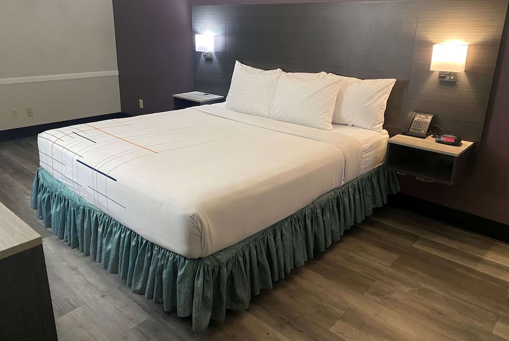 La Quinta Inn by Wyndham Bakersfield South - photo 7