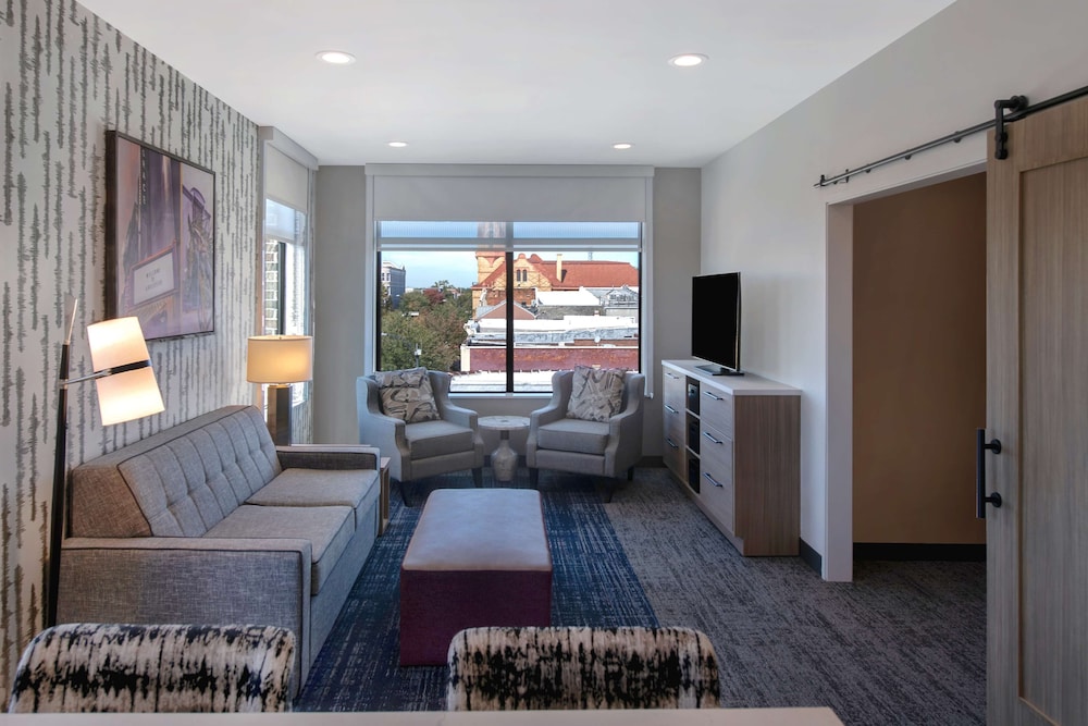 Home2 Suites by Hilton Anderson Downtown - photo 23