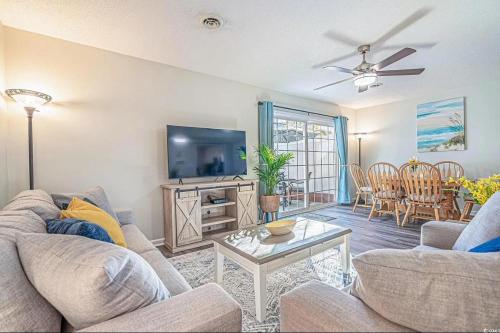 Neiling On The Beach 3 Bedrooms — 4-Star Luxury Hotel in Myrtle Beach, United States