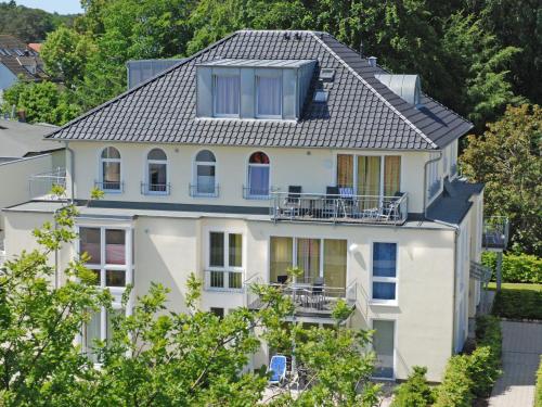 Haus Möwe Apt. 06 — 4-Star Luxury Hotel in Ostseebad Sellin, Germany