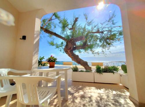 Sea Front Gioia Santa Maria Al Bagno — 4-Star Luxury Hotel in Nardo, Italy