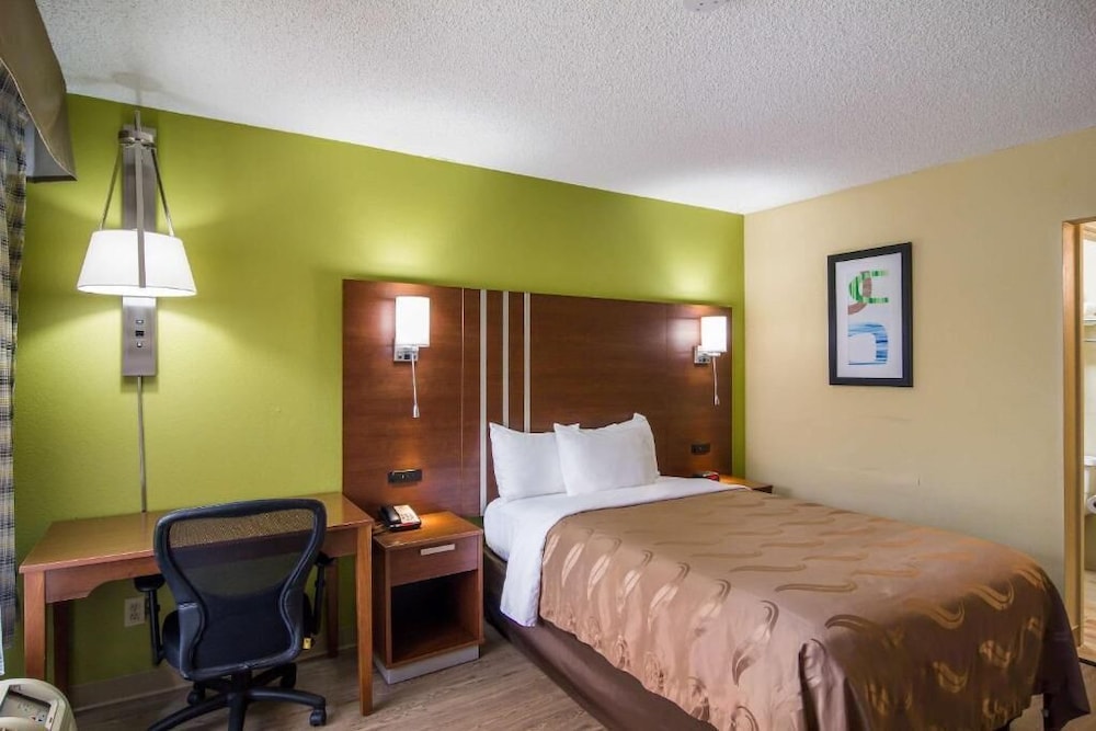 Stayable Jacksonville West - photo 5