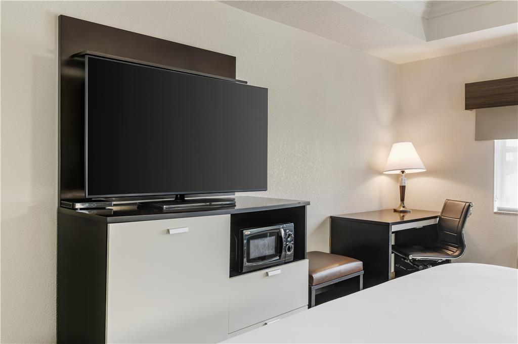 Best Western Plus JFK Inn & Suites - photo 43