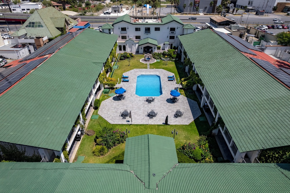 Quinta Dorada Hotel and Suites