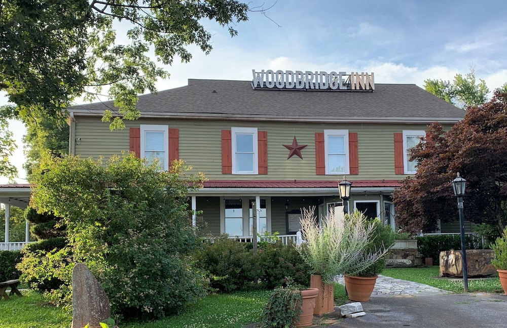 Woodbridge Inn & Tavern in Jasper, United States