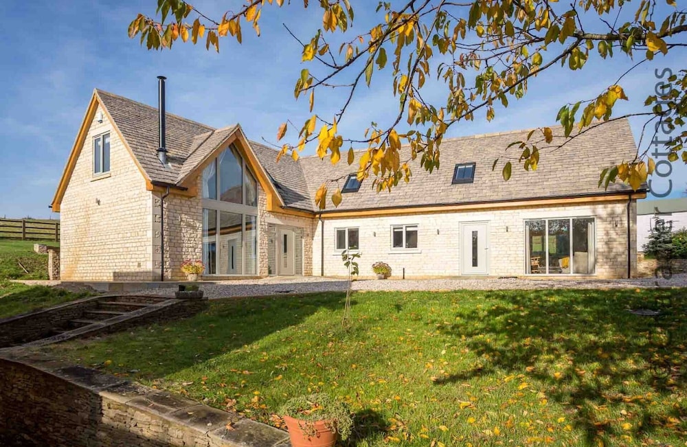 Hetty’s Stables in Cheltenham, United Kingdom