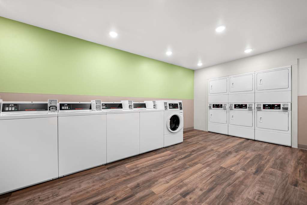 Woodspring Suites Huntsville Research Park - photo 25