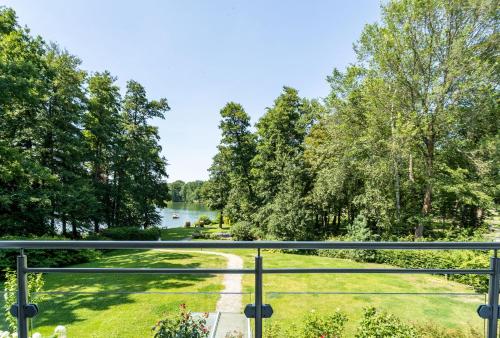 Ferienwohnung Renate in der Villa Seeblick — 4-Star Luxury Hotel in Bad Saarow, Germany