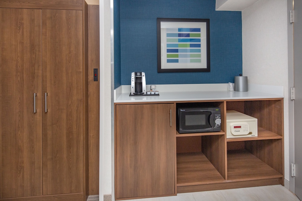 Holiday Inn Express San Diego Airport Old Town by IHG - photo 12