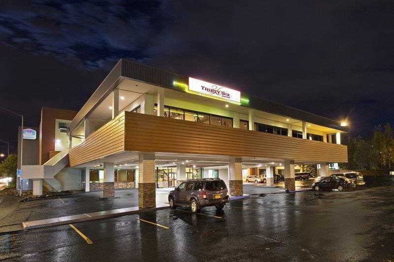 Golden Lion Hotel - photo 9