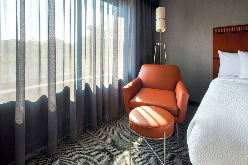 Courtyard by Marriott Paramus - photo 11