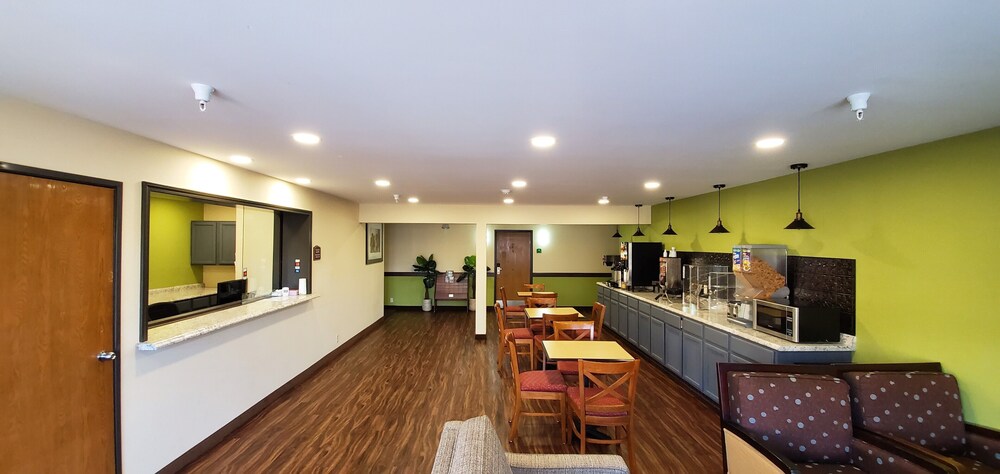 Travel Inn & Suites Sikeston Miner - photo 3