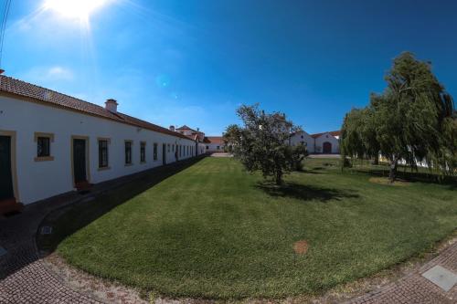 Casas do Monte - carbon neutral hotel in Palmela