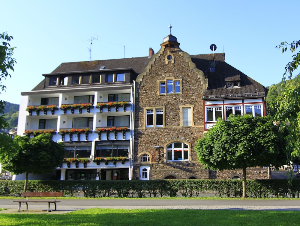 Hotel Weinstube Klasen — Cochem