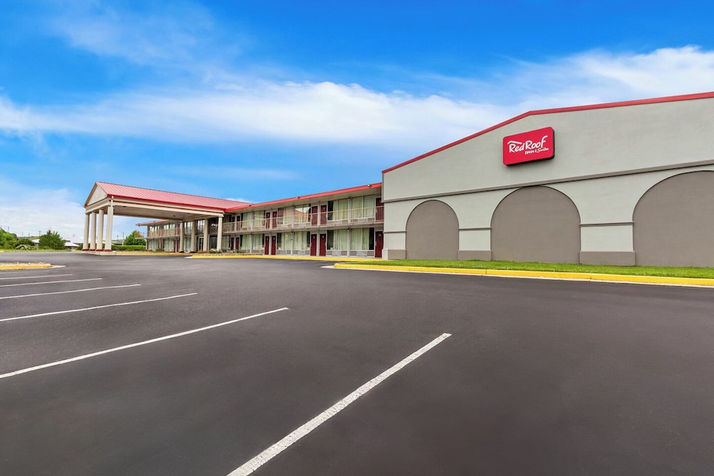 Red Roof Inn & Suites Cave City - photo 25