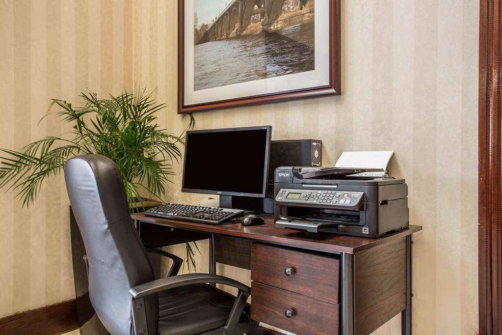 Comfort Inn & Suites Ft. Jackson Maingate - photo 26
