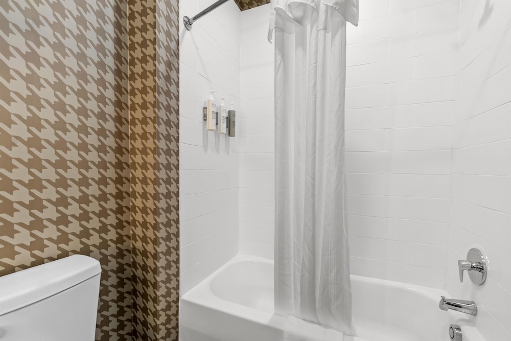 Home2 Suites by Hilton Marion - photo 21