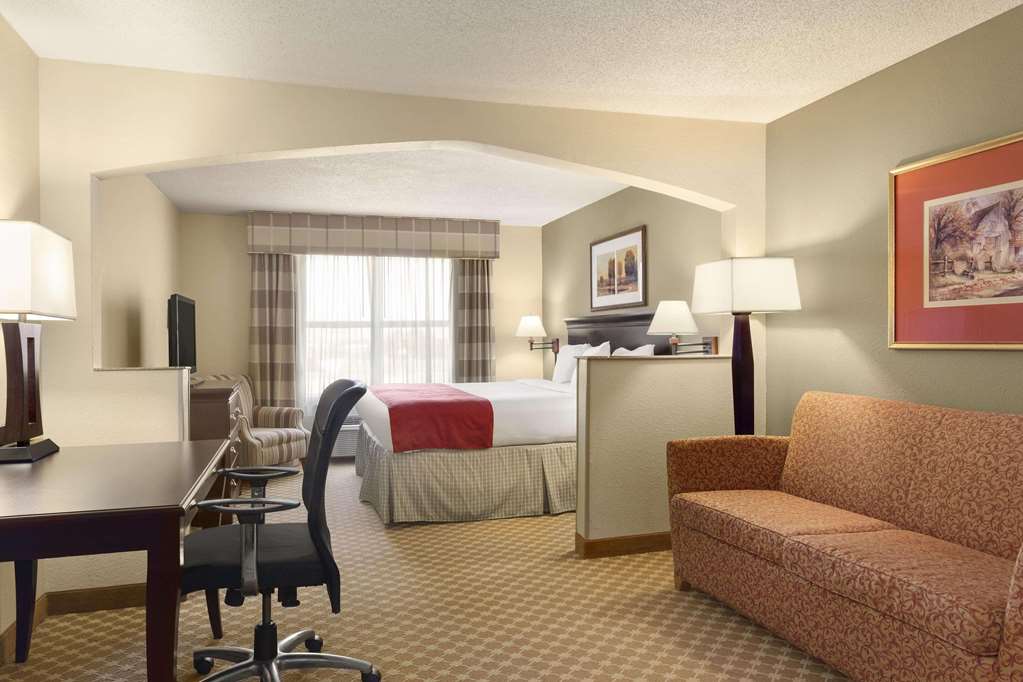 Country Inn & Suites by Radisson Tuscaloosa AL - photo 13