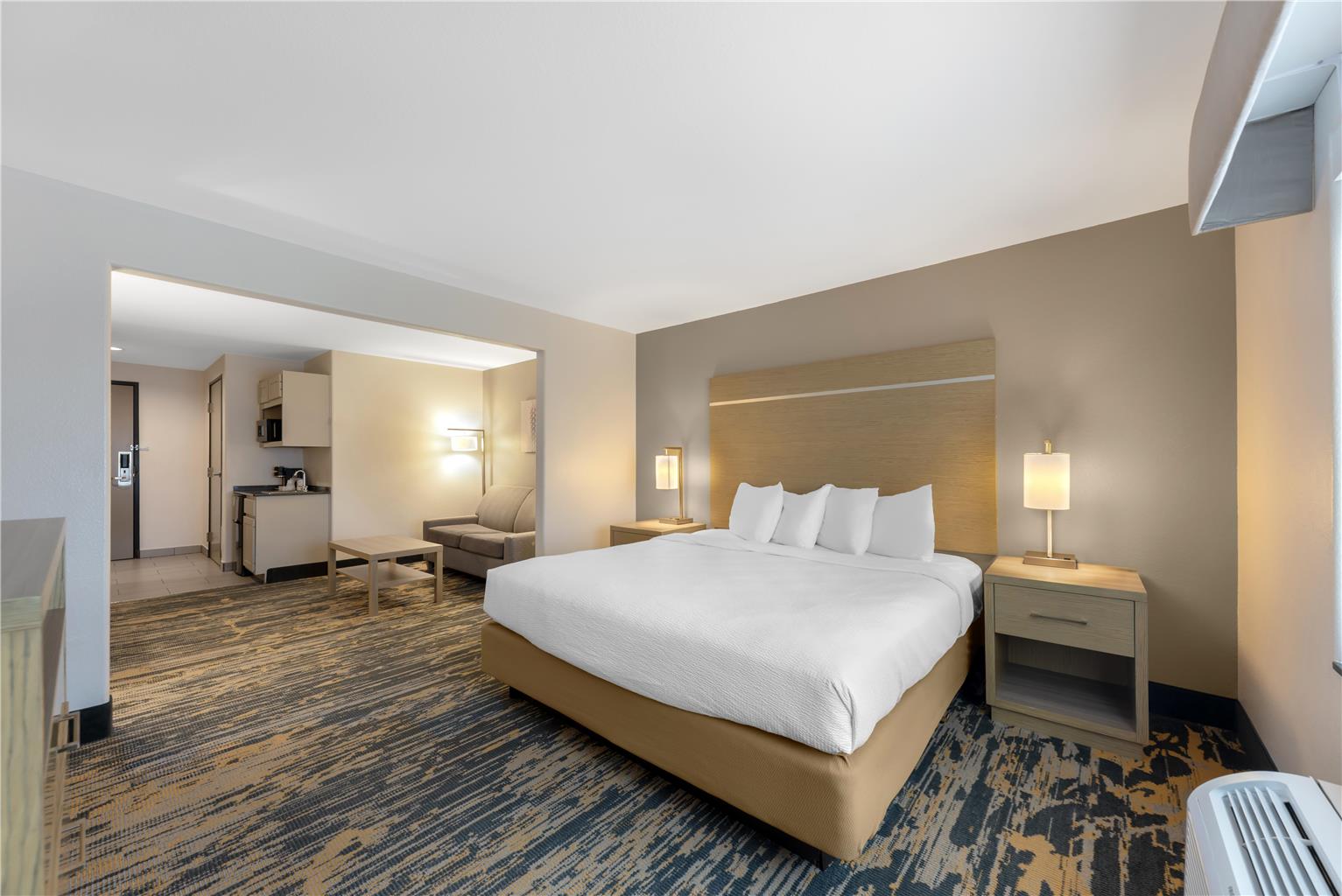 Best Western Plus Killeen Fort Cavazos Hotel & Suites - photo 36