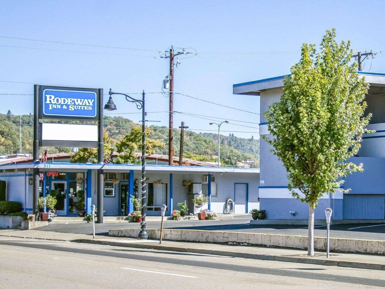 Rodeway Inn Suites — Roseburg
