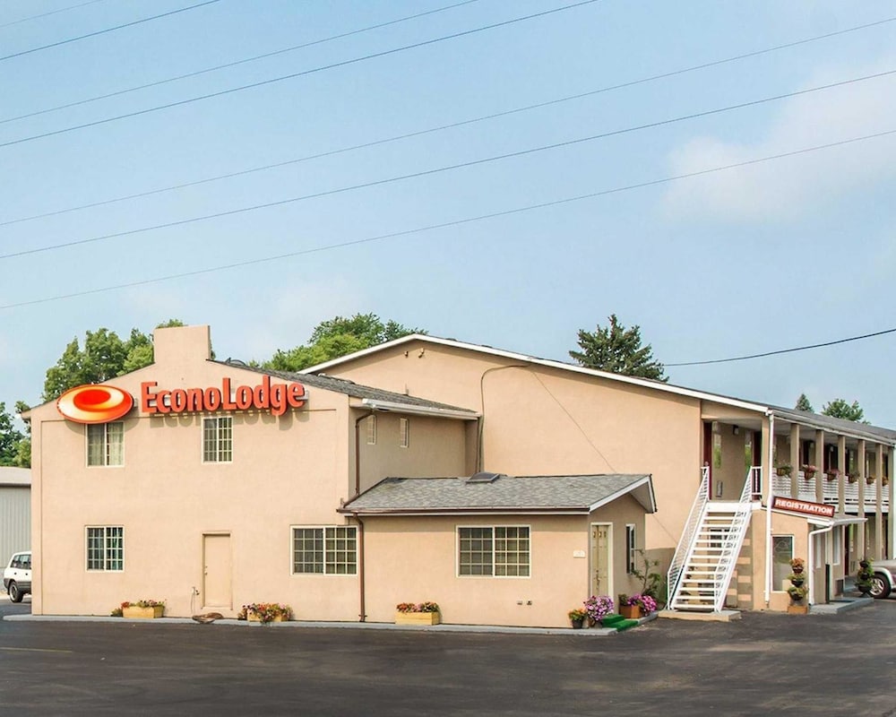 Econo Lodge Franklin Springboro - photo 2