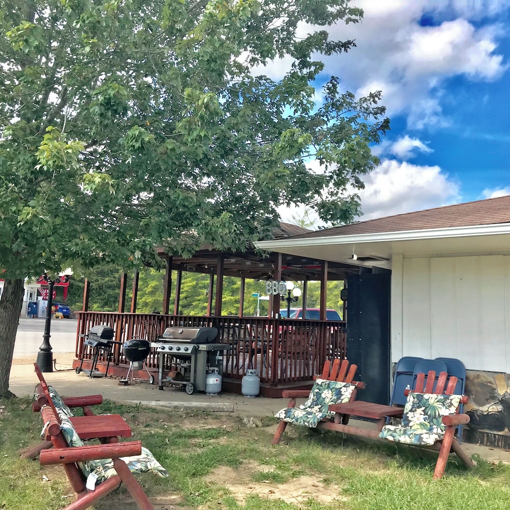 Hunter's Friend Resort - photo 69