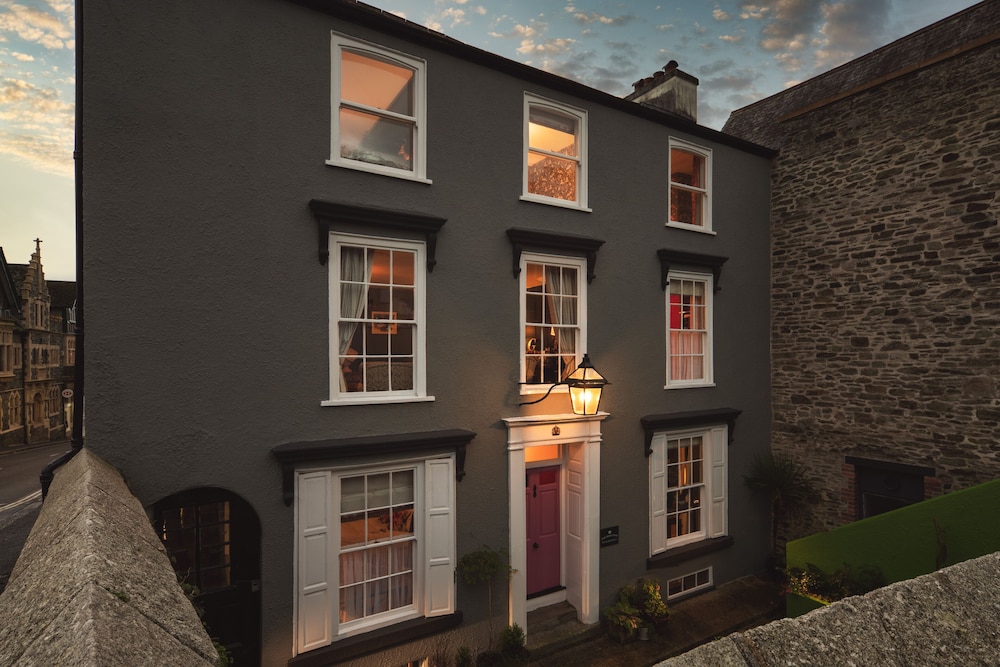 One Drake Road Hotel — hotel in Tavistock