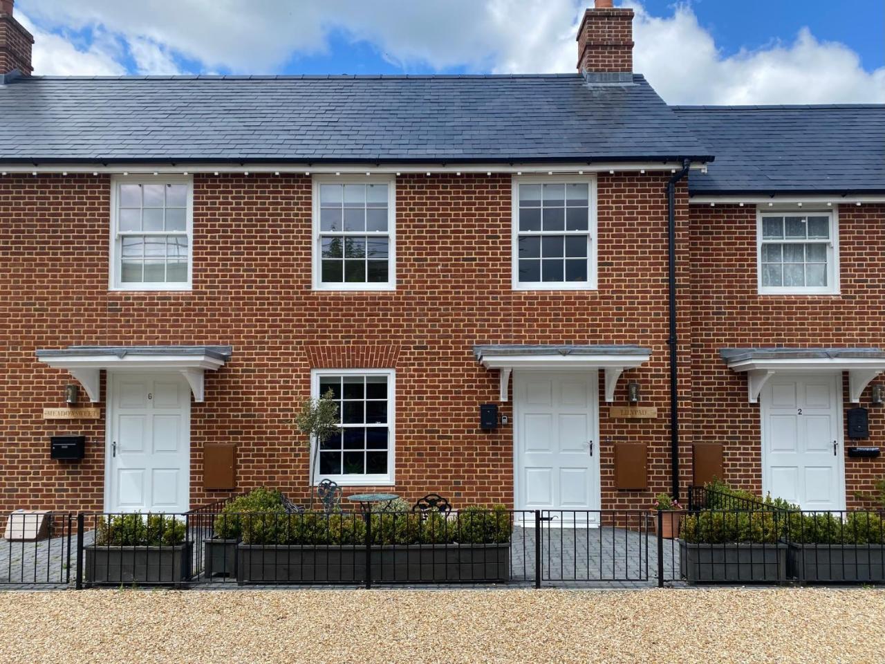 Lilypad A Central Location To Explore The New Forest South Coast — Ringwood