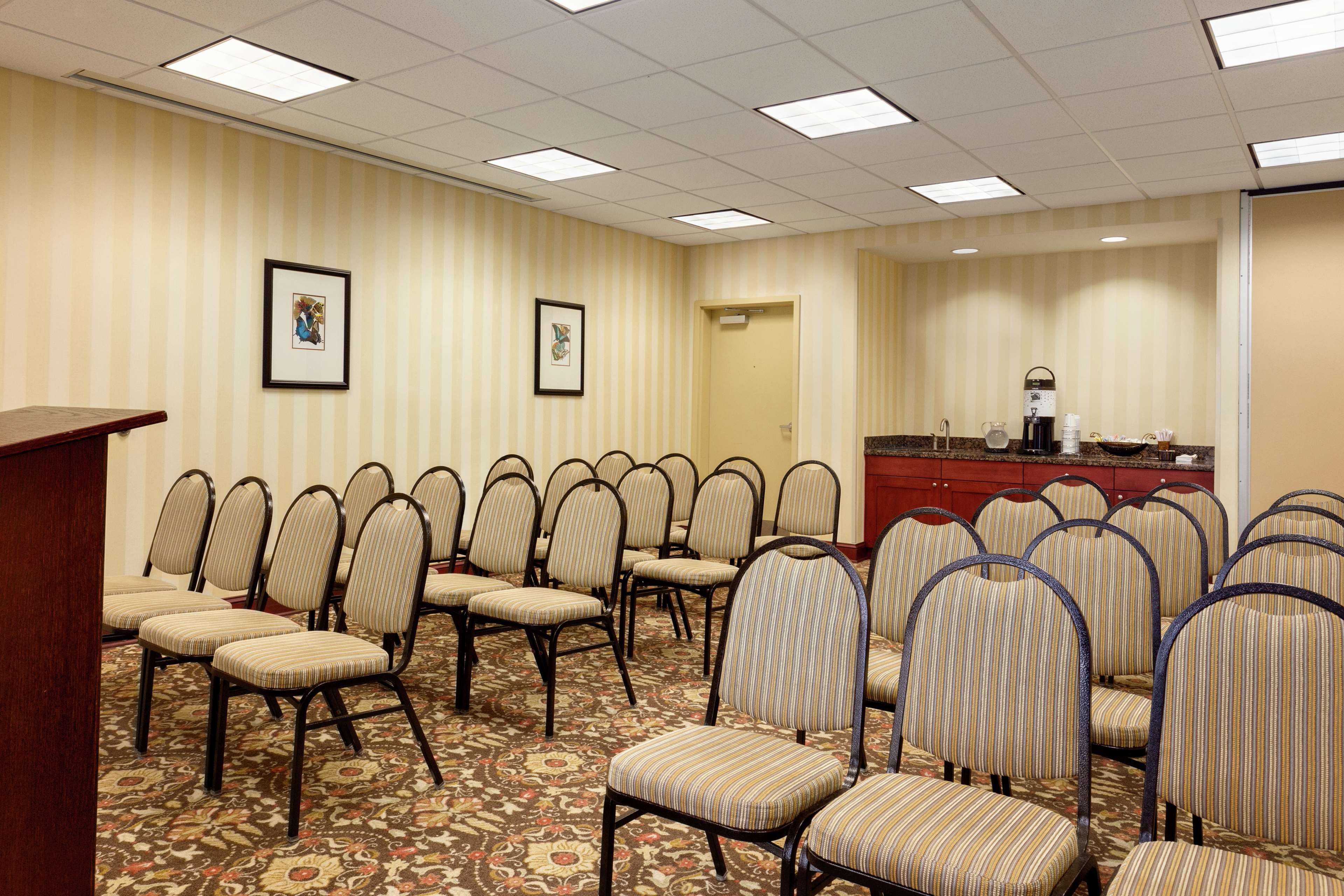 Hampton Inn & Suites Prattville - photo 12